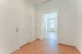 Bild - Altbauwohnung in sehr guter Lage