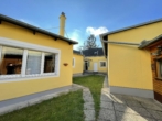 Bild - Häuschen mit Gemeinschaftsgarten, Keller und Schuppen