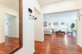 Bild - Traumhaus in Strasshof: 5 Zimmer, Garten, Terrasse, Garage – Top Lage!