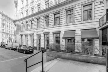 Geschäftsfläche mit großer Lagerfläche zu vermieten, 1010 Wien, Einzelhandel